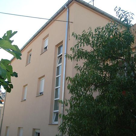 Apartments And Rooms Antonio Zadar Extérieur photo